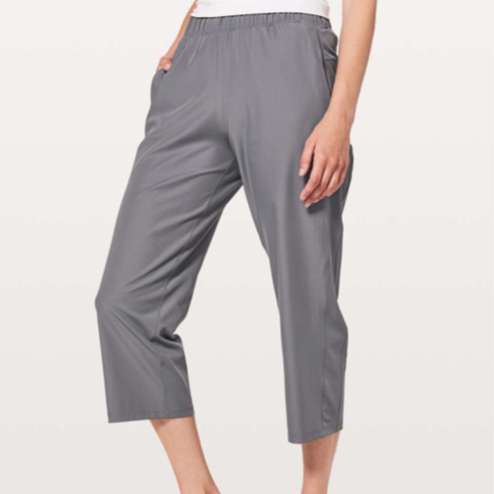 Lululemon Next Move Crop 23" In Nebula Size 4 - image 2